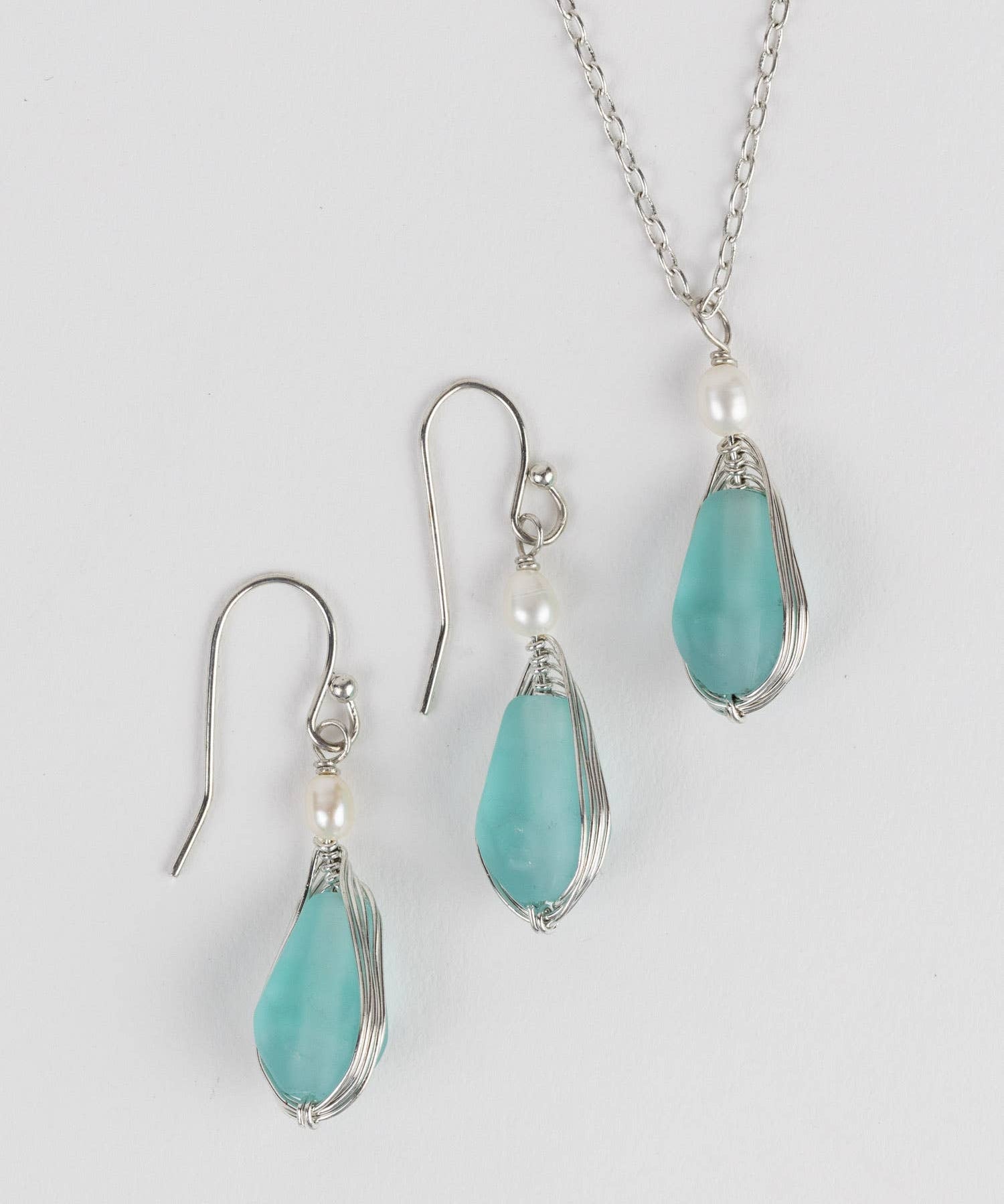 Aqua Pearl Silver Pendant Necklace