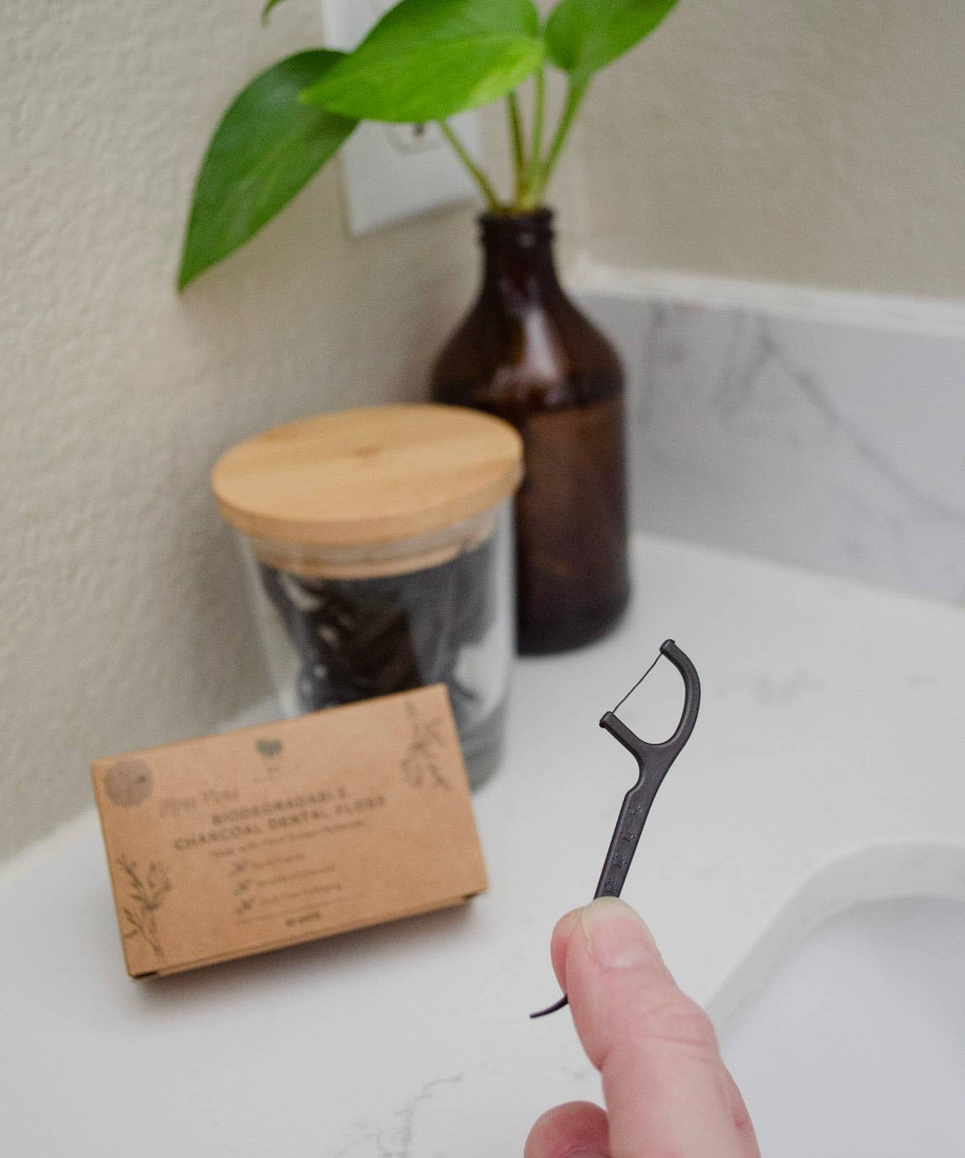 Biodegradable Charcoal Dental Floss Picks
